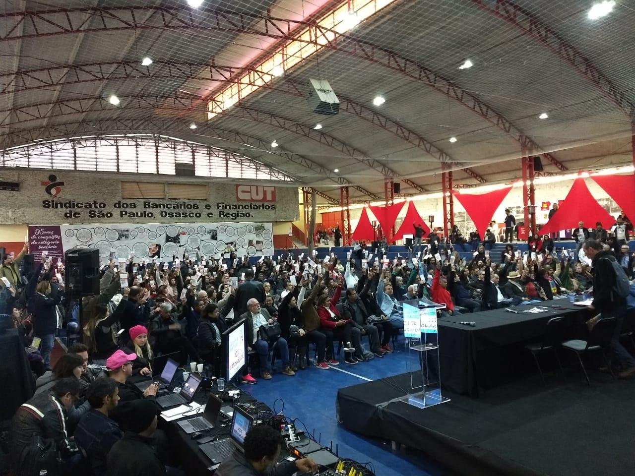 Bancários fortalecem a unidade nacional e traçam estratégias para defesa de direitos